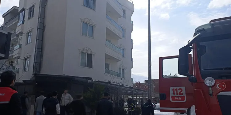 İş yerinde çıkan yangın korkuttu