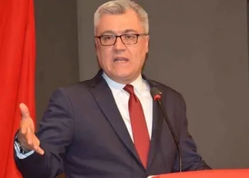 “Hiçbir devlet, statüsü vermeye zorlanamaz”