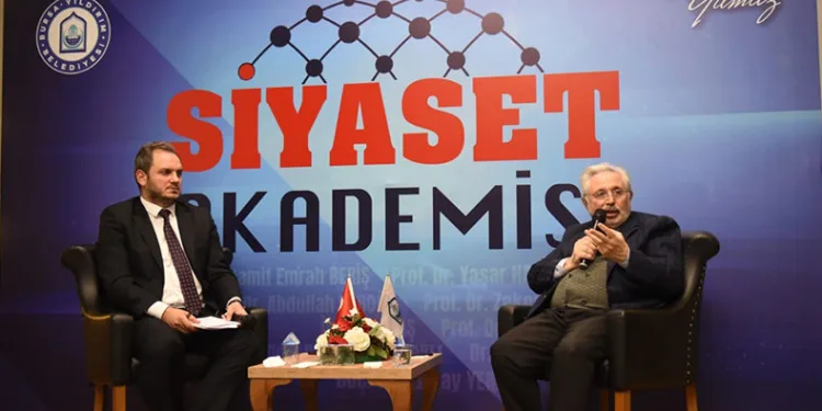 Yıldırım Siyaset Akademisi başladı