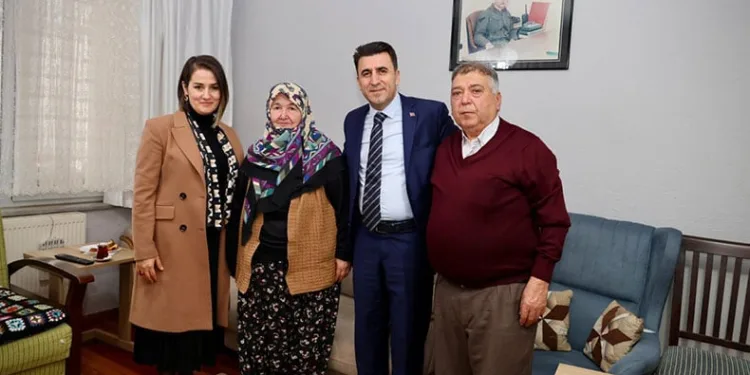 Şehit ailesini yalnız bırakmadılar