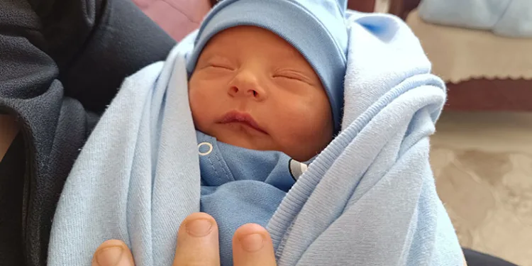 Oğullarına Ömer Halis ismini verdiler