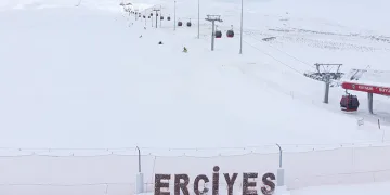Kar kalınlığı 110 santimetreye ulaştı