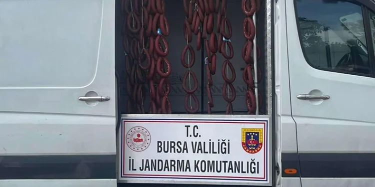 Sucukları benzinlikte yıkamıştı, cezadan kalmadı