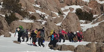 Doğa severler Kelespi Dağı’na tırmandı