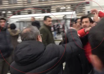 Babacan’ın Diyarbakır programında gazeteciye saldırı