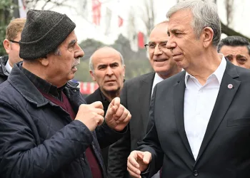 Mansur Yavaş taksici esnafı ile bir araya geldi