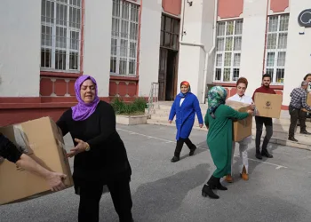 Dikiş makineleri Gazze için çalıştı