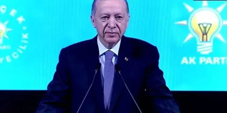 AK Parti Seçim Beyannamesi’ni paylaştı