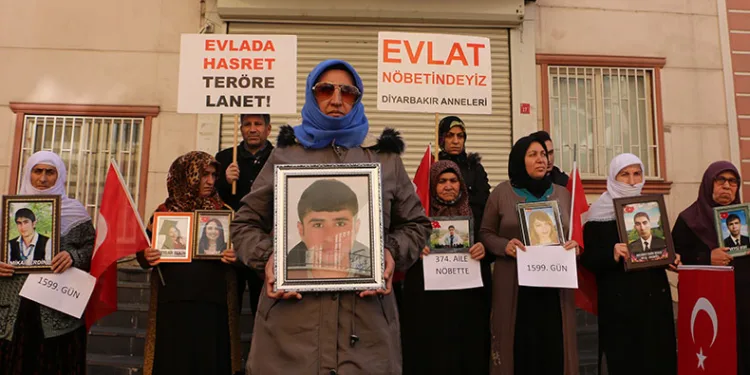 Evlat mücadelesindeki aile sayısı 374 oldu
