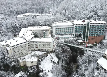 Oylat’ta kış yoğunluğu