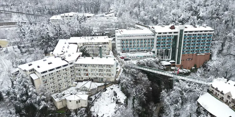 Oylat’ta kış yoğunluğu