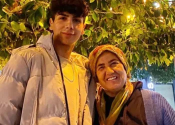 Mutfağından başka yerde uyuyamıyor