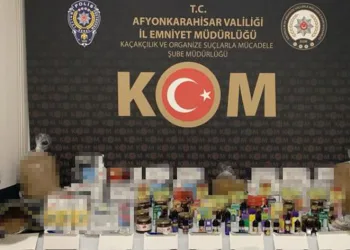 Binlerce adet elektronik sigara yakalandı