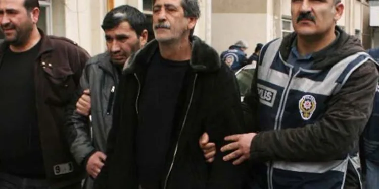 Çocukluk arkadaşını öldüren firari yakalandı