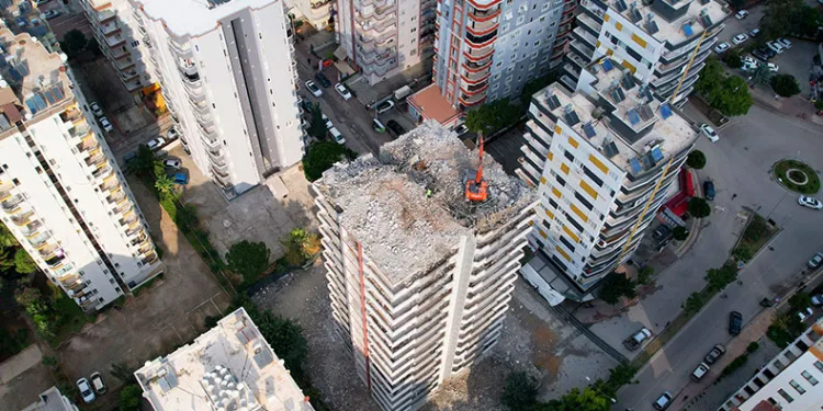“Her operatörüm diyen bina yıkımında kullanılmamalı”