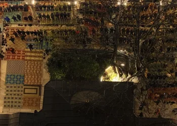Binlerce vatandaş Eyüp Sultan Camii’ne akın etti