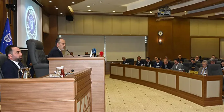 “Alnım açık, başım dik”