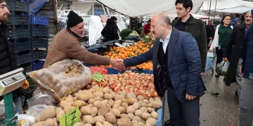 Vali Varol, pazarcı esnafların taleplerini dinledi