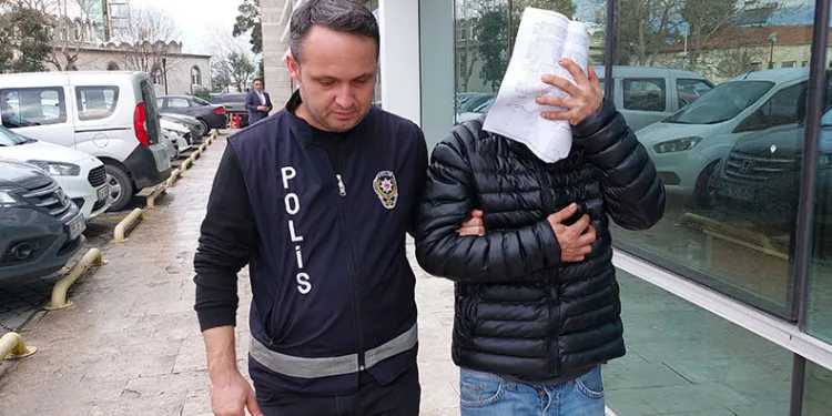 Eski askeri hastaneden hırsızlığa suçüstü