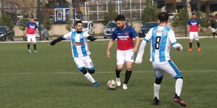 Sindelhöyük Yıldızspor: 2 – Sarız Anadoluspor: 2
