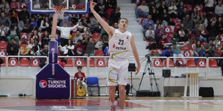 Aliağa Petkimspor, evinde 1 kez kaybetti