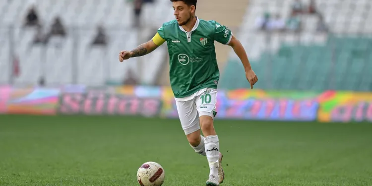 Bursaspor’da Çağatay ve Bilal affedildi