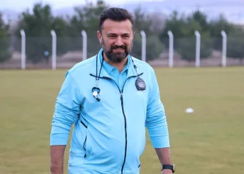 Sivasspor’da Bülent Uygun ilk idmanına çıktı