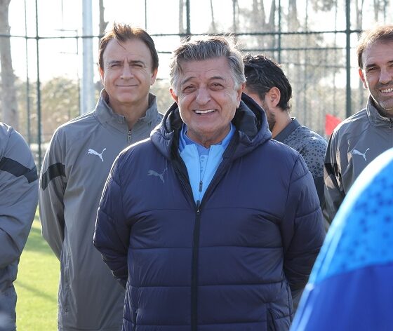 Menemen FK’da Yılmaz Vural, Cenk Laleci’yi geride bıraktı