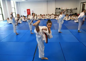 Denizli’de geçen yıl 23 branşta 91 bin 970 kişiye ücretsiz spor kursu verildi
