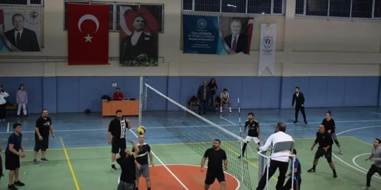 Bozdoğan’daki kurumlar arası voleybol turnuvası sona erdi