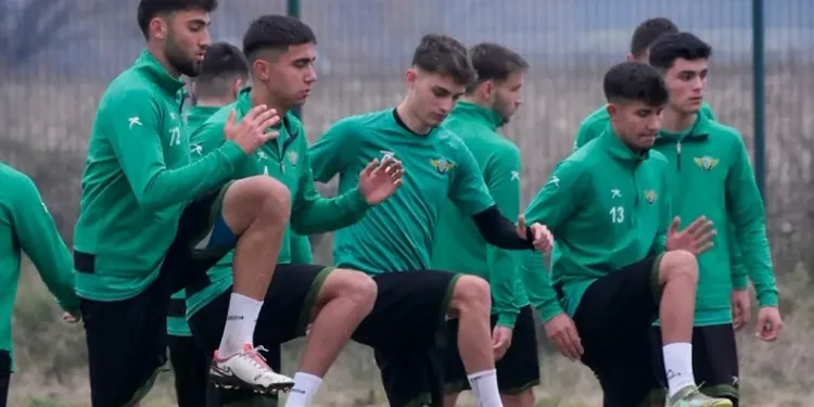 Akhisarspor 2. devre hazırlıklarını sürdürüyor