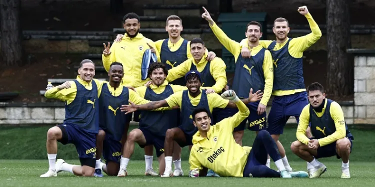 Fenerbahçe, İstanbulspor maçı hazırlıklarına başladı