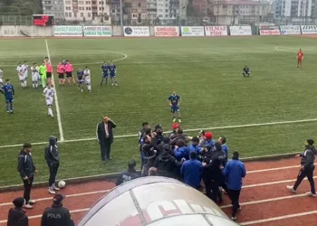 Trabzon’da amatör lig maçında gerginlik