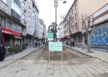 Sultangazi Belediye Başkanı Dursun, Cebeci Mahallesi’nde Prestij Cadde çalışmasını inceledi