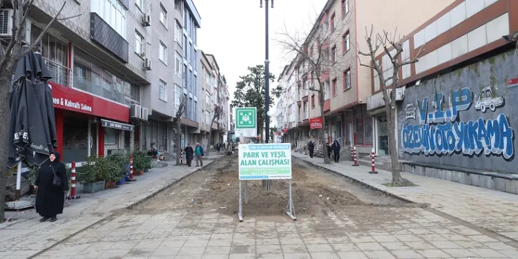 Sultangazi Belediye Başkanı Dursun, Cebeci Mahallesi’nde Prestij Cadde çalışmasını inceledi