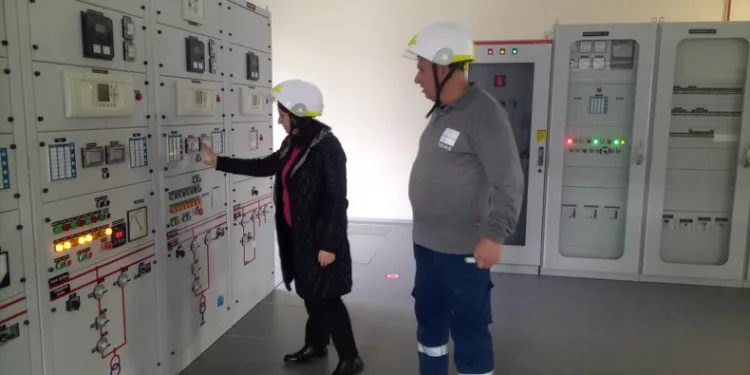 Pazaryeri Belediye Başkanı Zekiye Tekin, trafo merkezini inceledi