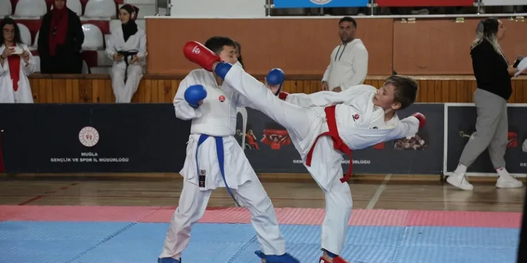 Kick boks Muğla birinciliği sona erdi
