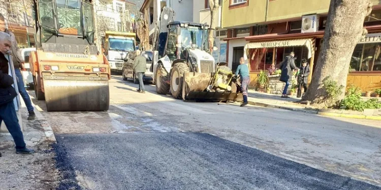 Körfez’de bozuk yollara müdahale