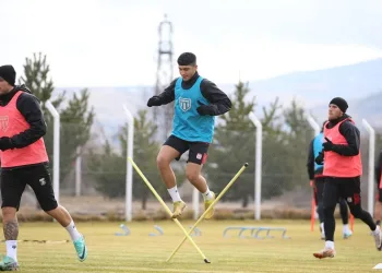 Sivasspor’un genç yıldızı Yunus Emre Konak Brentford’a gidiyor