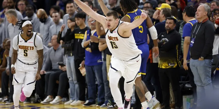 NBA’de Denver Nuggets, Nikola Jokic’in son saniye basketiyle kazandı