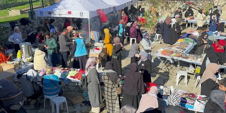 Filistin çarşısına yoğun ilgi