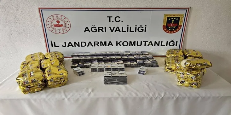 Ağrı’da kaçak sigara, çay ve cep telefonu ele geçirildi