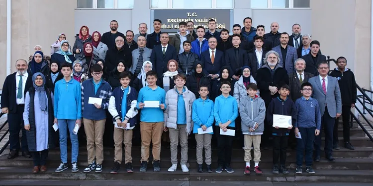 İmam Hatip Okulları arasında düzenlenen mesleki yarışmalarda dereceye giren öğrenciler ödüllendirildi