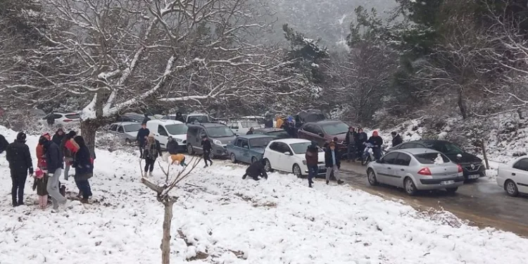 Soğuk ve yağışlı hava geliyor