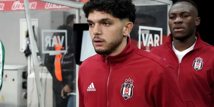 Emrecan Terzi, Beşiktaş formasını ligde ilk kez doğum gününde giydi
