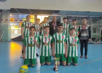 Sarıgöl ortaokullarından voleybolda büyük başarı