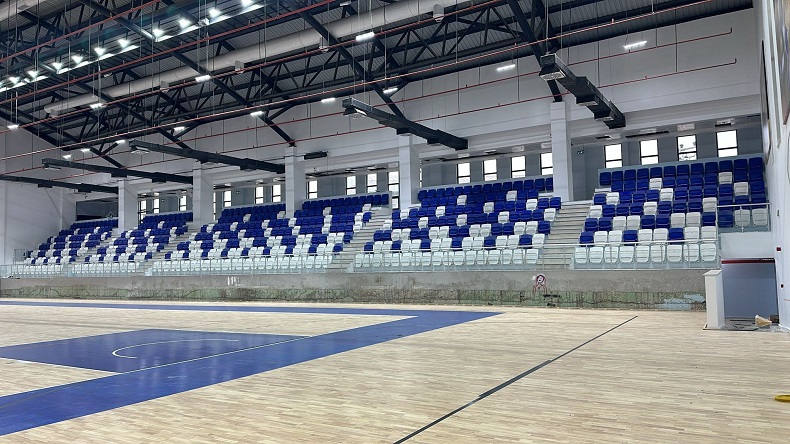 Bismil'e FIBA standartlarında kapalı spor salonu