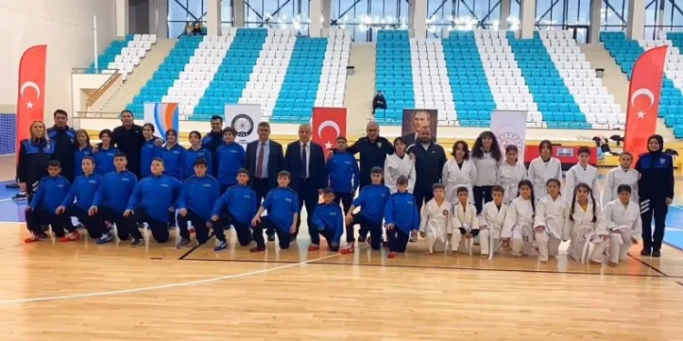 Sinop’ta öğrencilere judo ve güreş kursu