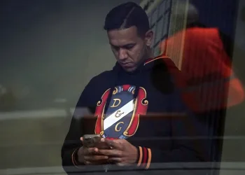 Josef de Souza, Başakşehir-Adana Demirspor maçını tribünden takip etti