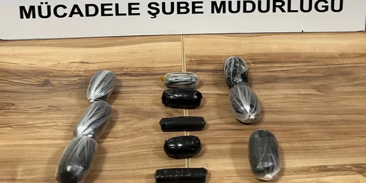 Midesinde uyuşturucu taşıyan yabancı uyruklu şahıslar yakalandı